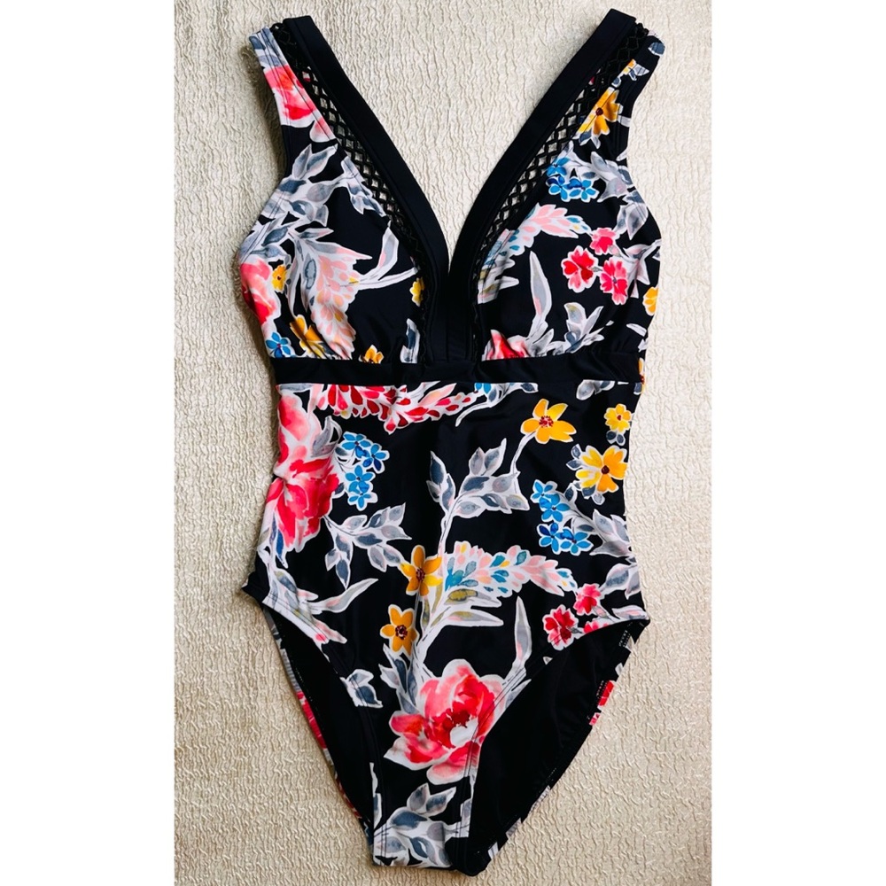 Sol Collective Bold Bloom Multi Floral Swimsuit / Bathing Suit Small